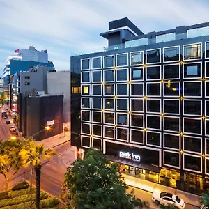 https://park-inn-by-radisson-izmir.aegeanhotels.net